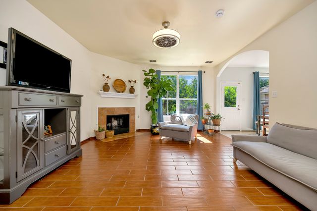 11856 Porcupine Drive, Fort Worth, TX 76244