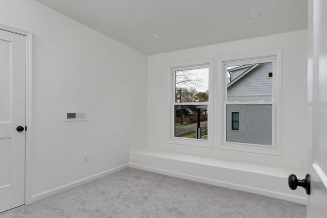 303 5th Ave, Columbia, TN 38401