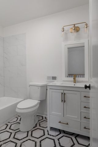 303 5th Ave, Columbia, TN 38401