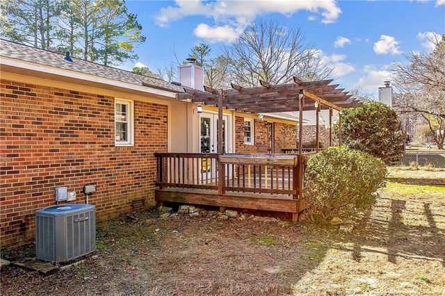 6782 Seaford Drive, Fayetteville, NC 28314