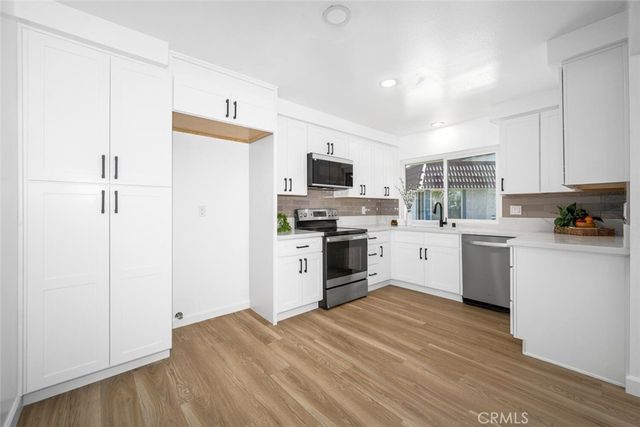 11268 Morgen Way, Cypress, CA 90630