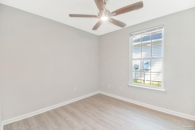 6044 Champion Oaks Dr, Pensacola, FL 32526