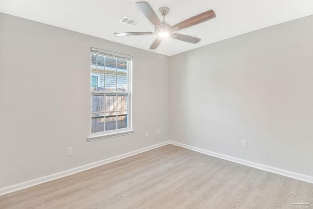 6044 Champion Oaks Dr, Pensacola, FL 32526