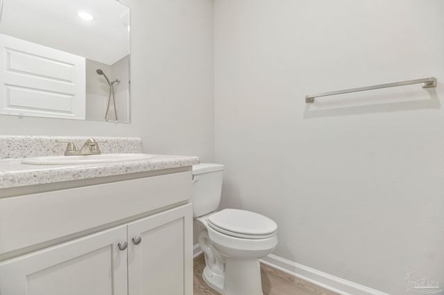 6044 Champion Oaks Dr, Pensacola, FL 32526