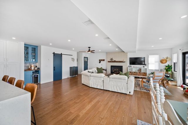 6 Nut Island Ave, Quincy, MA 02169