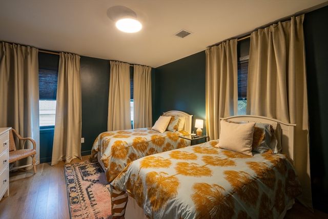 6 Nut Island Ave, Quincy, MA 02169