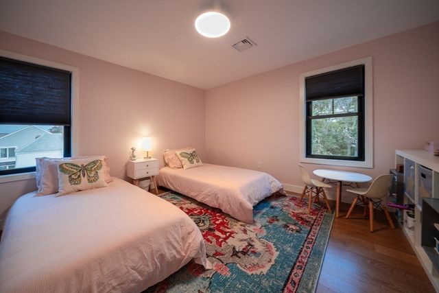 6 Nut Island Ave, Quincy, MA 02169