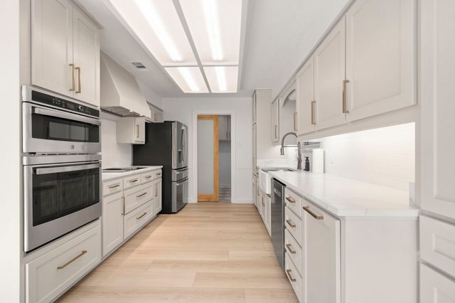 906 Purdue Drive, Arlington, TX 76012