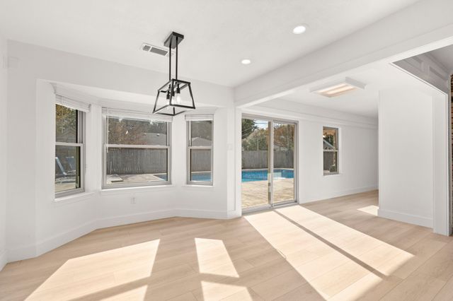 906 Purdue Drive, Arlington, TX 76012