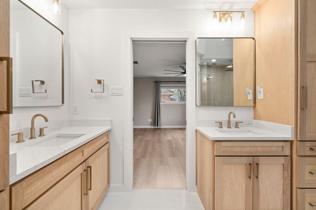 906 Purdue Drive, Arlington, TX 76012