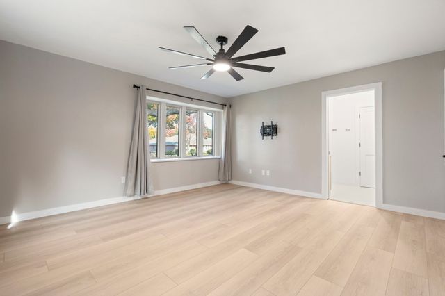 906 Purdue Drive, Arlington, TX 76012