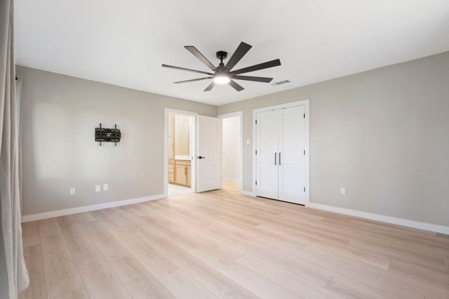 906 Purdue Drive, Arlington, TX 76012