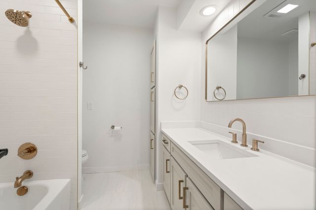 906 Purdue Drive, Arlington, TX 76012