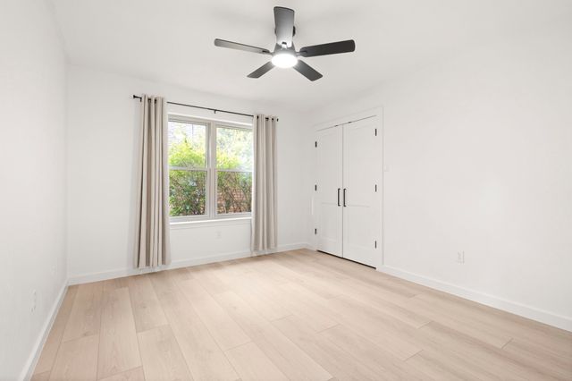 906 Purdue Drive, Arlington, TX 76012