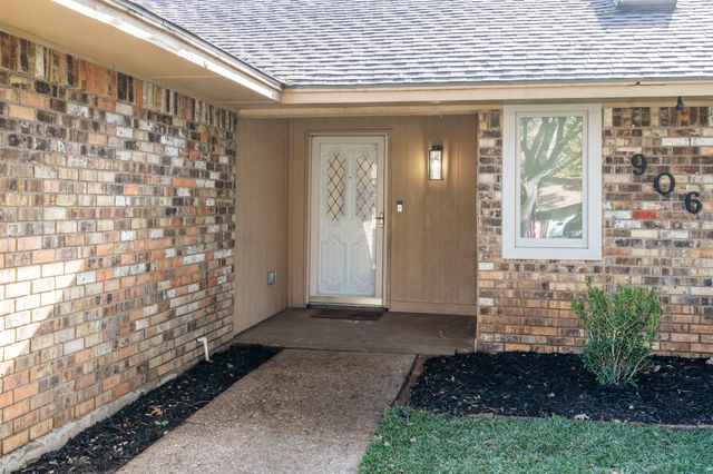 906 Purdue Drive, Arlington, TX 76012