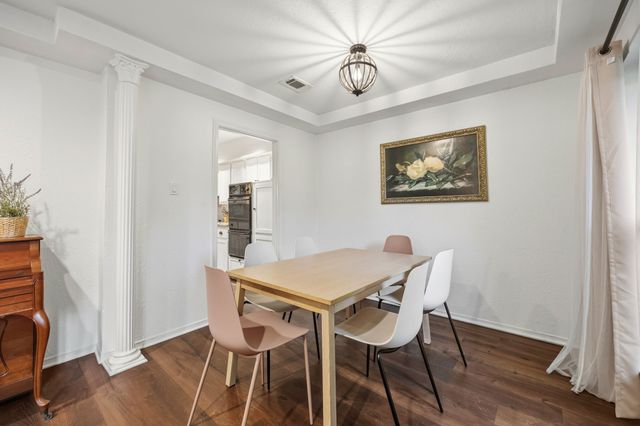 3732 Kiest Knoll Drive, Dallas, TX 75233