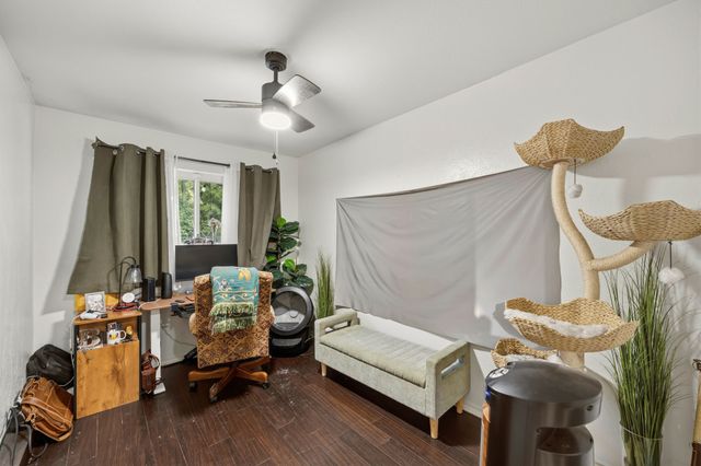 3732 Kiest Knoll Drive, Dallas, TX 75233