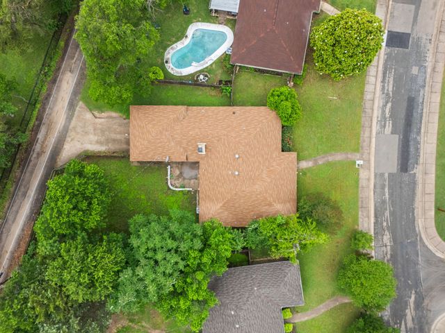 3732 Kiest Knoll Drive, Dallas, TX 75233