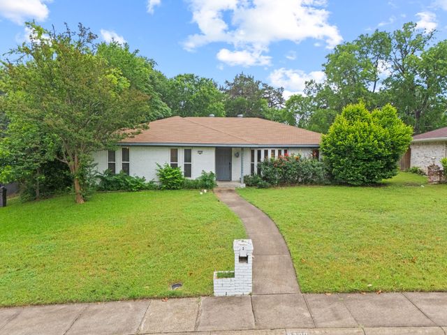3732 Kiest Knoll Drive, Dallas, TX 75233