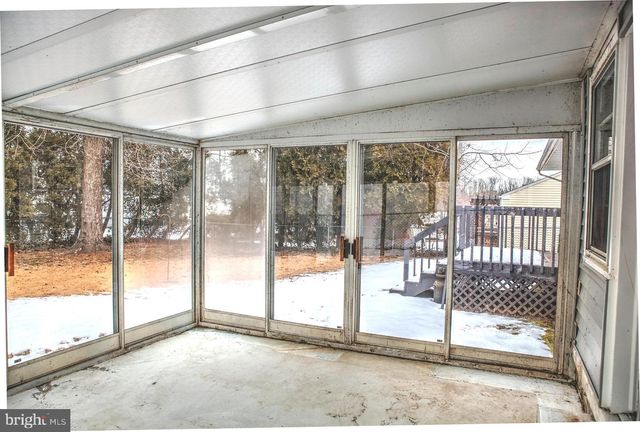 133 VILLANOVA DR, Lawrence, NJ 08648