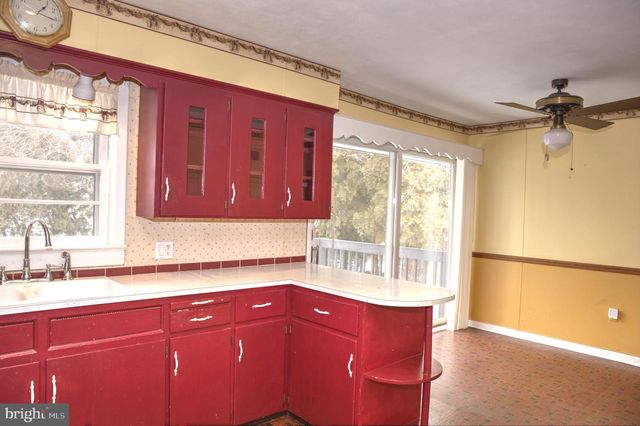 133 VILLANOVA DR, Lawrence, NJ 08648