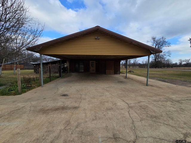 642 CR 1330, Mt Pleasant, TX 75455