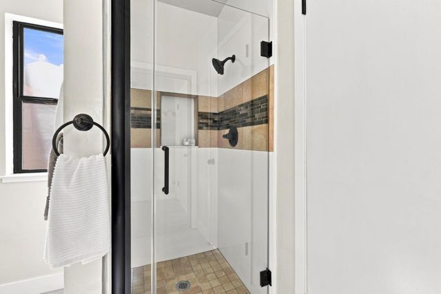 31 Arabian Way, Scotts Valley, CA 95066