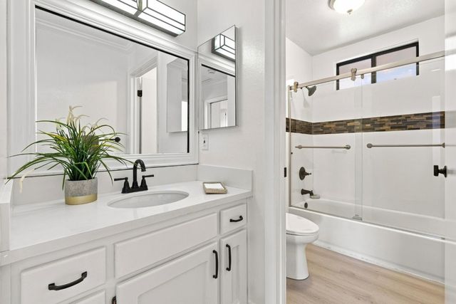 31 Arabian Way, Scotts Valley, CA 95066