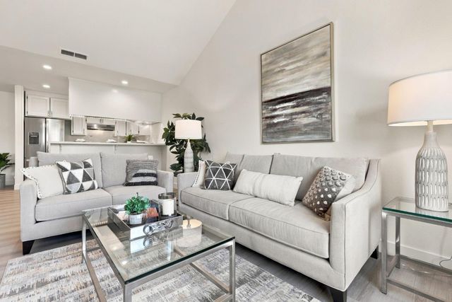 31 Arabian Way, Scotts Valley, CA 95066