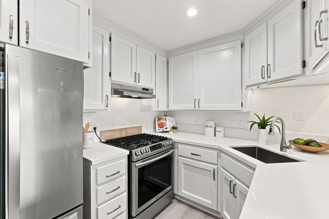 31 Arabian Way, Scotts Valley, CA 95066