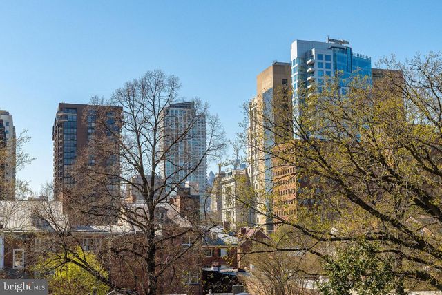 254 S 3RD ST, Philadelphia, PA 19106