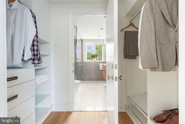 254 S 3RD ST, Philadelphia, PA 19106