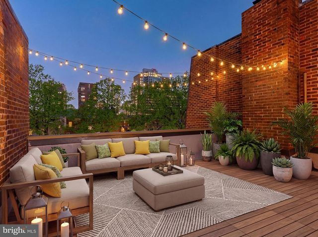 254 S 3RD ST, Philadelphia, PA 19106