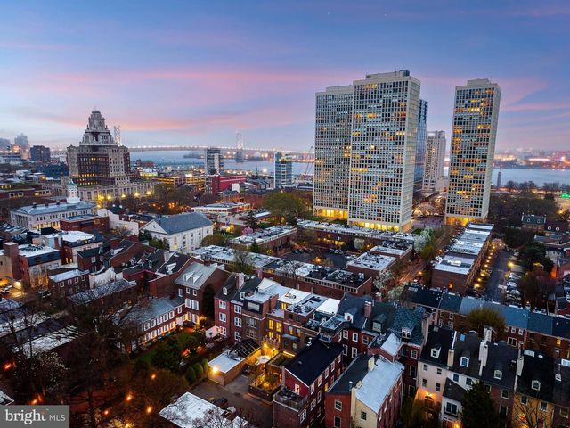 254 S 3RD ST, Philadelphia, PA 19106