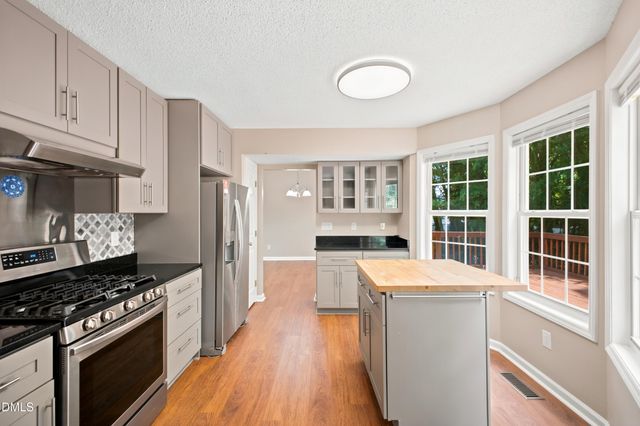 2209 Hatton Way, Raleigh, NC 27604