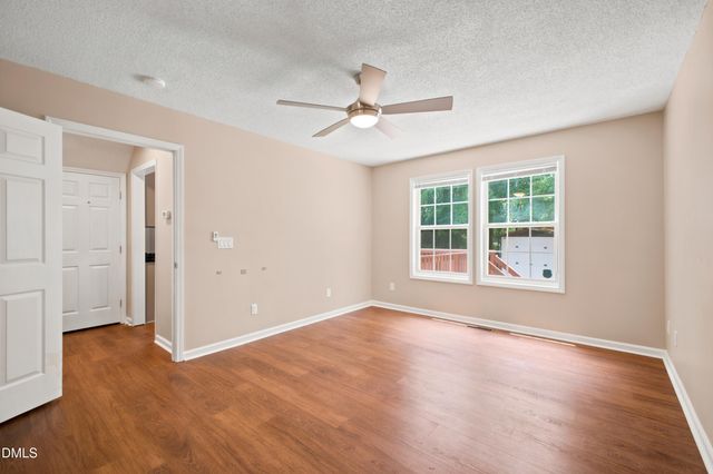 2209 Hatton Way, Raleigh, NC 27604