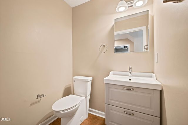 2209 Hatton Way, Raleigh, NC 27604