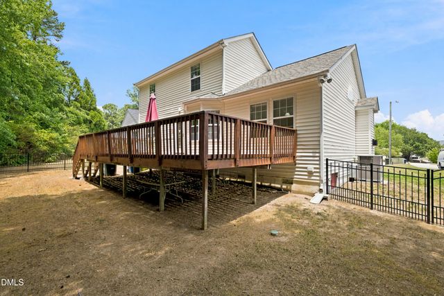 2209 Hatton Way, Raleigh, NC 27604