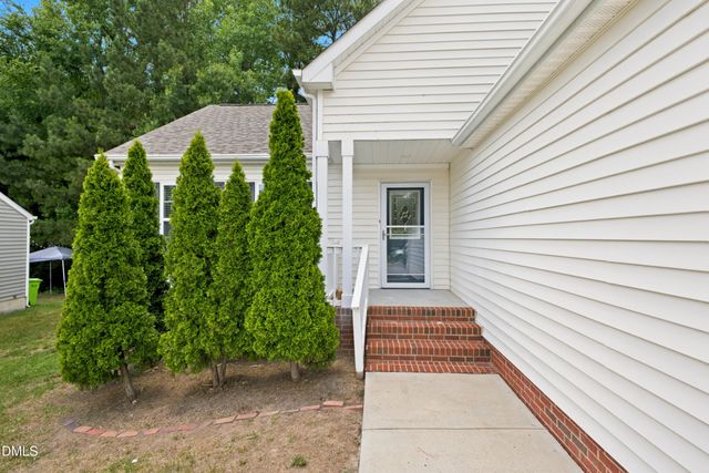 2209 Hatton Way, Raleigh, NC 27604
