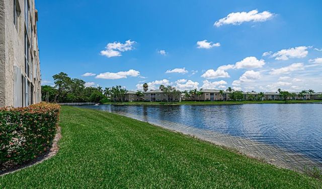 7840 Trent Drive 111, Tamarac, FL 33321