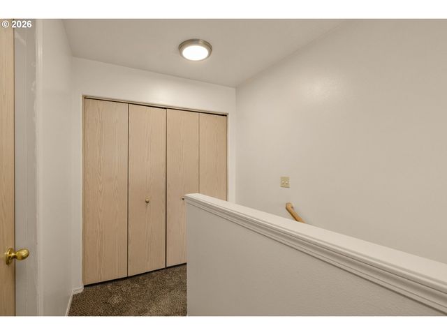101 CORNELL Ave, Gladstone, OR 97027