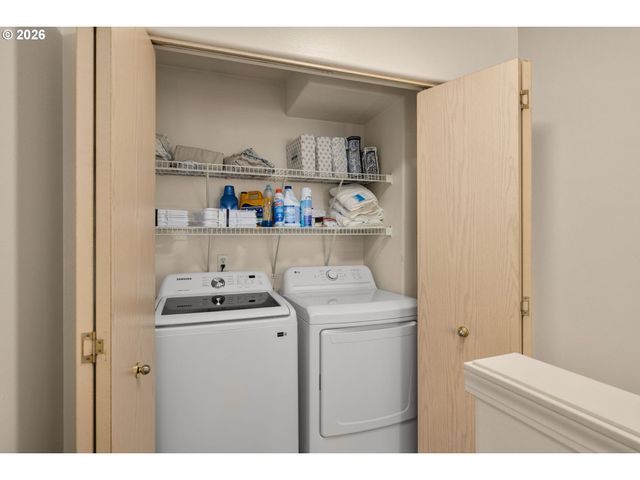101 CORNELL Ave, Gladstone, OR 97027