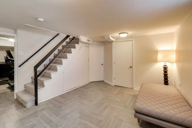 1614 N 76th Avenue, Elmwood Park, IL 60707