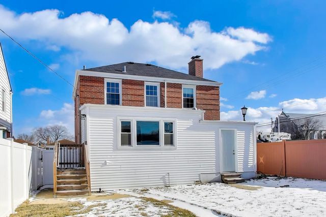 1614 N 76th Avenue, Elmwood Park, IL 60707