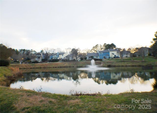 9112 Four Mile Creek Road, Charlotte, NC 28227