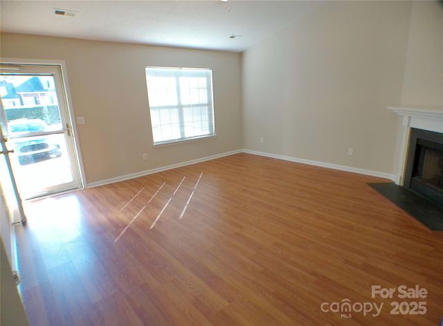 9112 Four Mile Creek Road, Charlotte, NC 28227