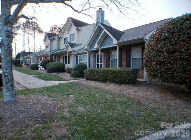 9112 Four Mile Creek Road, Charlotte, NC 28277
