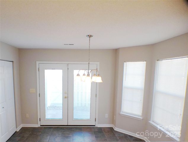 9112 Four Mile Creek Road, Charlotte, NC 28227