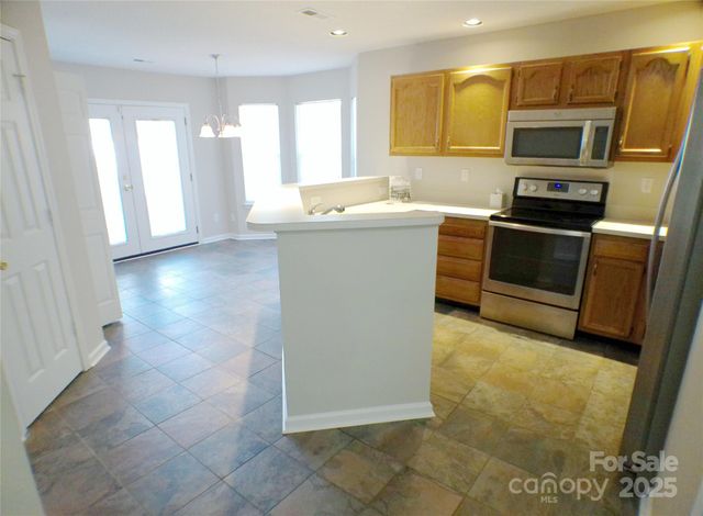 9112 Four Mile Creek Road, Charlotte, NC 28227