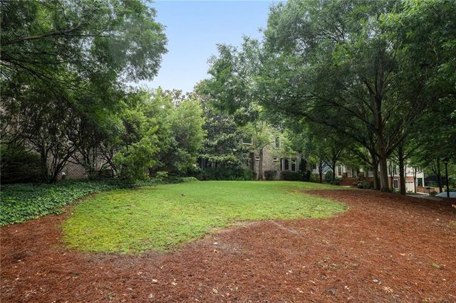 401 Sutherland Place NE, Atlanta, GA 30307